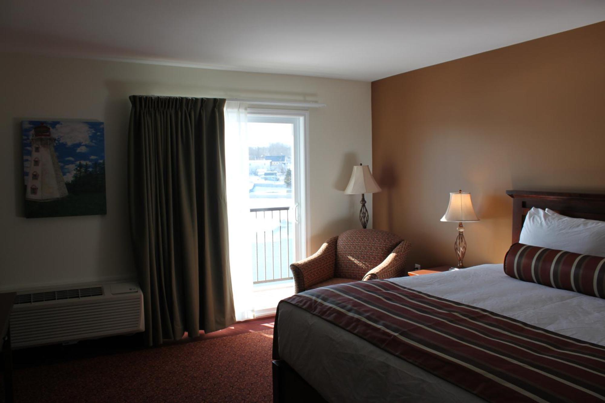 Lanes Riverhouse Inn & Cottages Montague Rom bilde