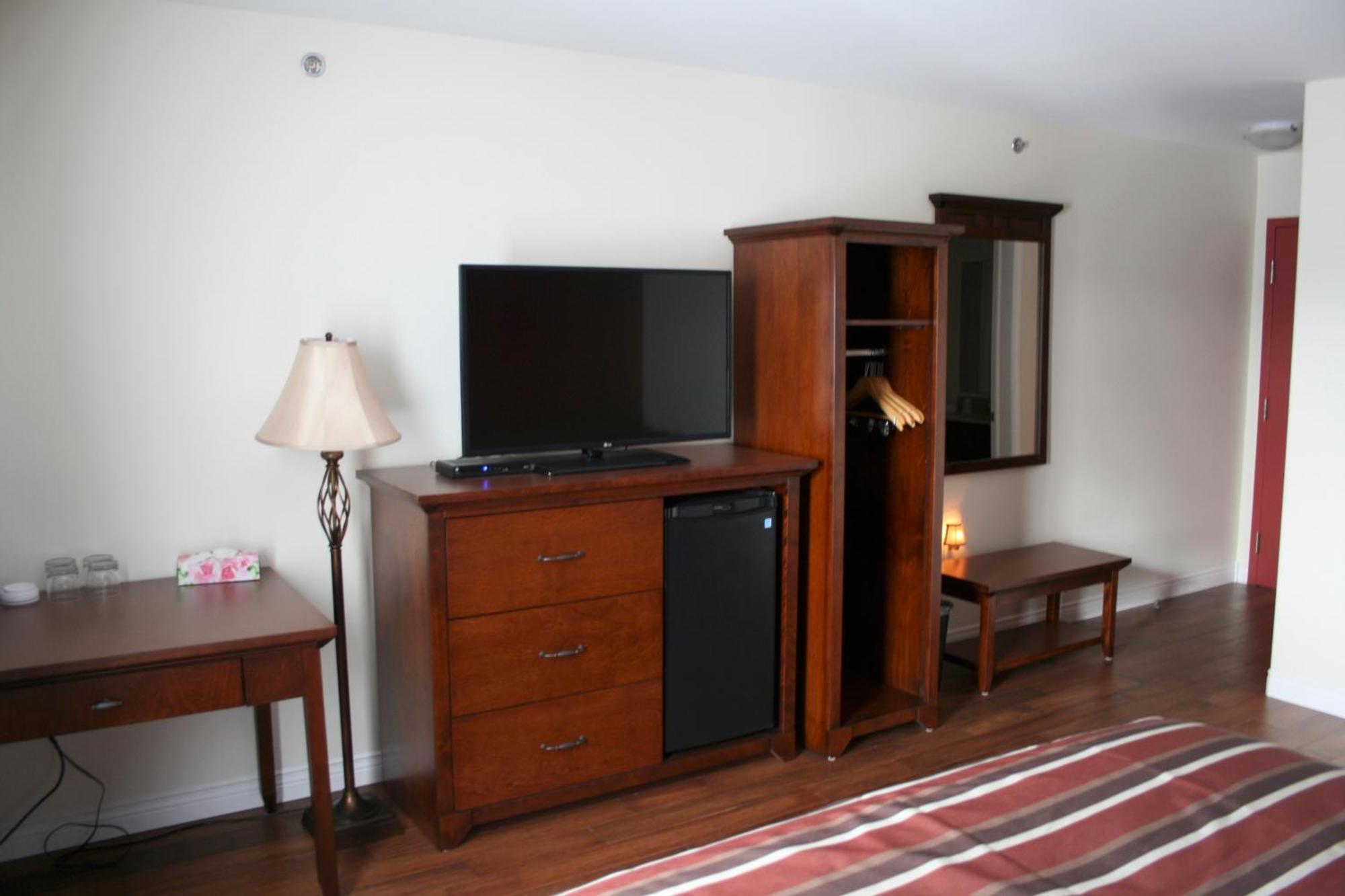 Lanes Riverhouse Inn & Cottages Montague Rom bilde