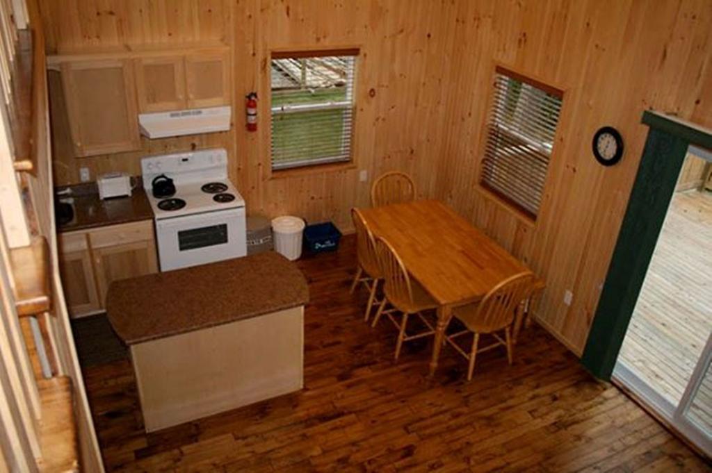 Lanes Riverhouse Inn & Cottages Montague Rom bilde