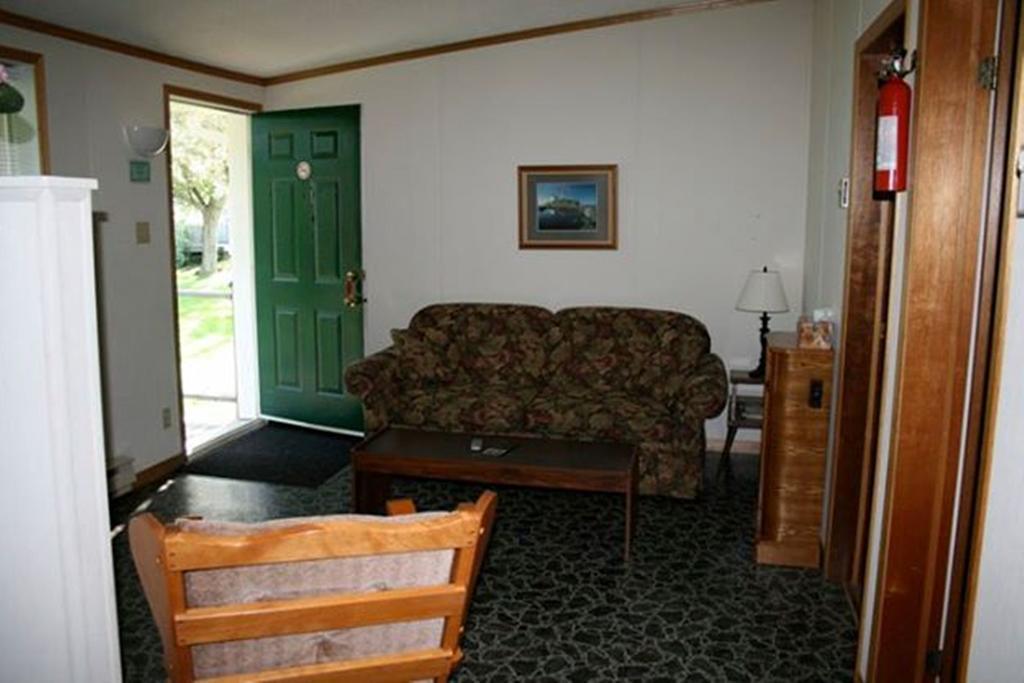Lanes Riverhouse Inn & Cottages Montague Rom bilde